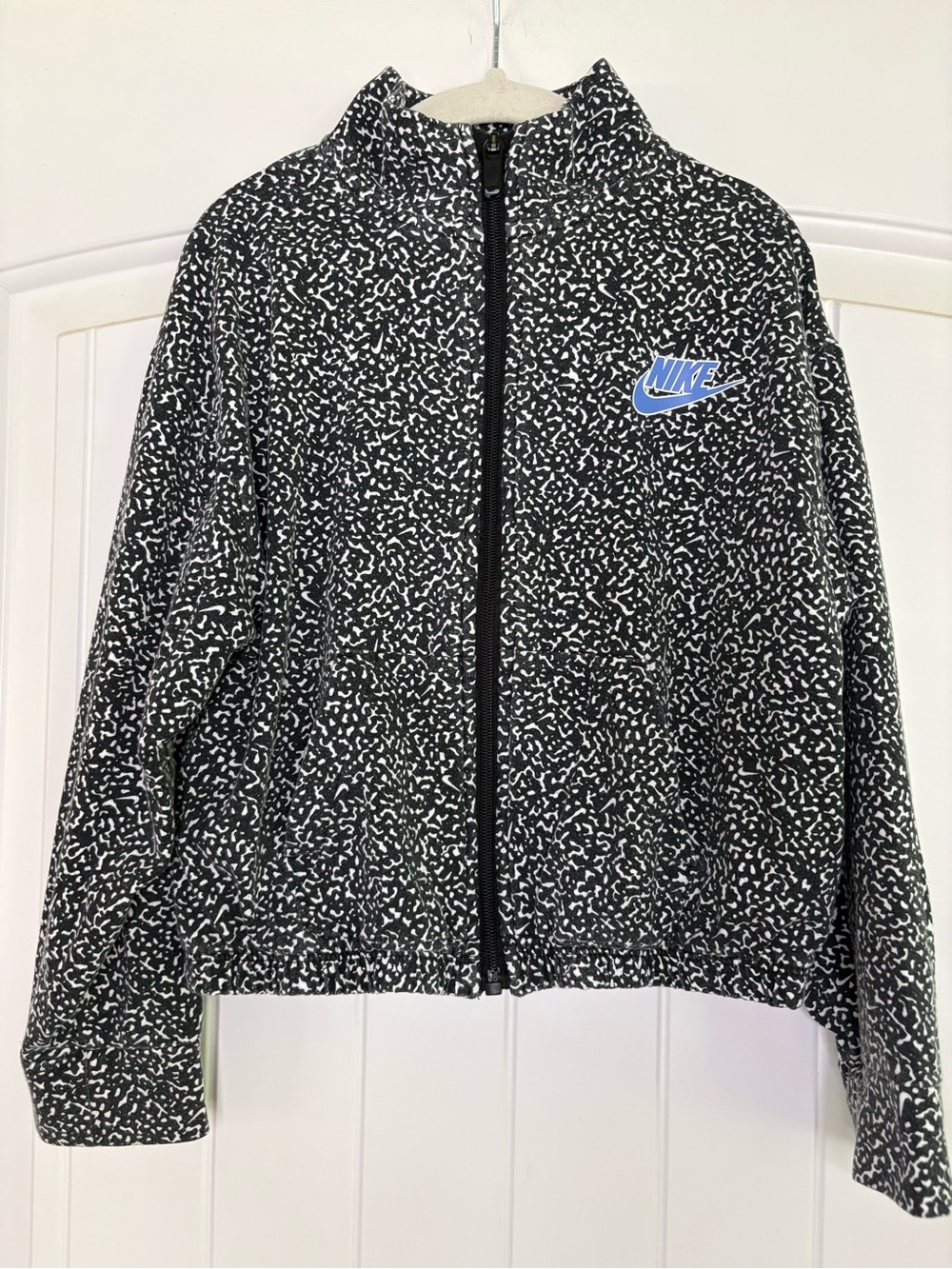 Nike youth zip jacket